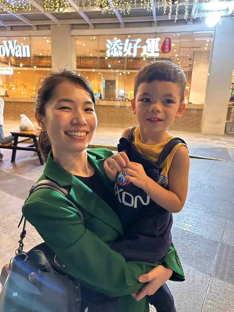 Time with Aunty Iris ❤️, photo 1 of 6