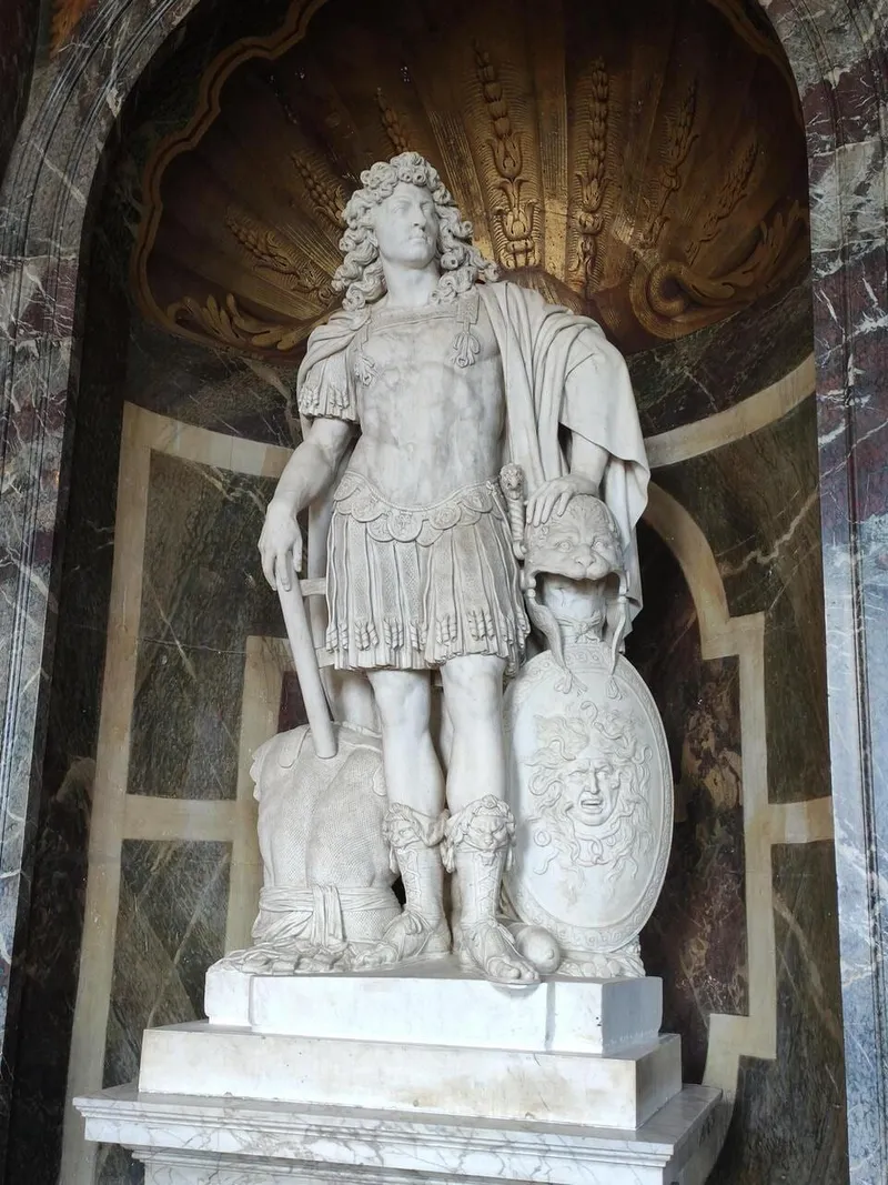 Versailles, photo 7 of 8