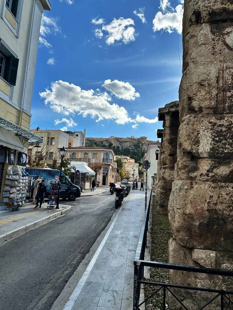 Athens is very different to Istanbul, photo 4 of 5
