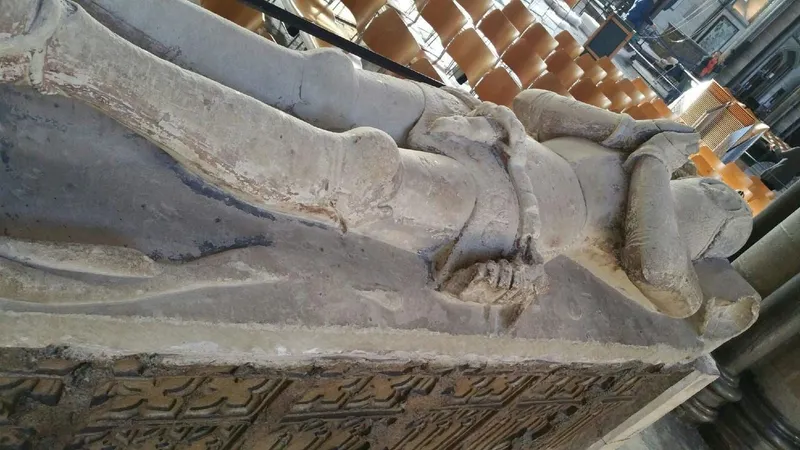 Salisbury Cathedral, photo 5 of 5