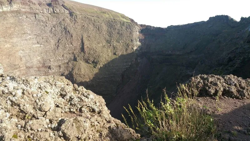 Vesuvio Volcano, photo 3 of 3