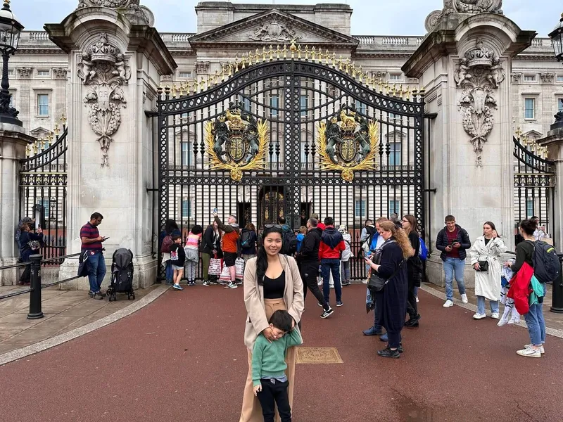 Buckingham palace, photo 2 of 4