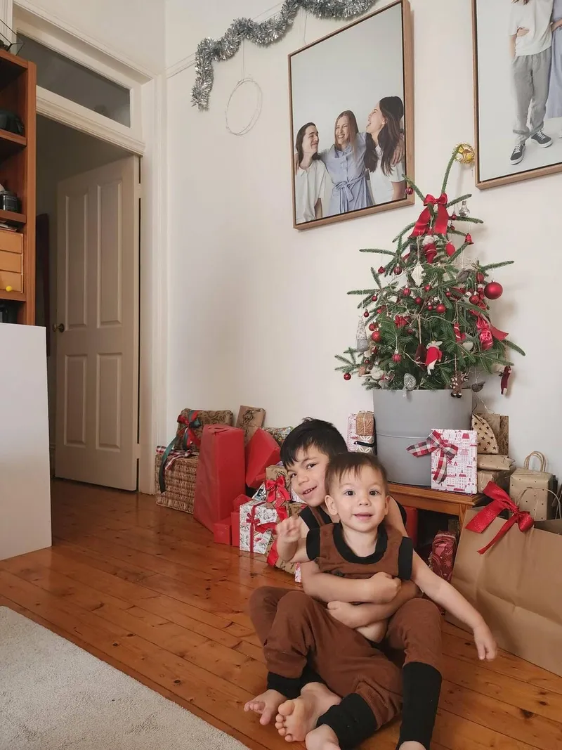 Christmas Day, photo 4 of 8