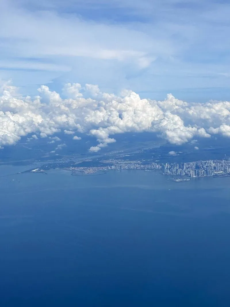 Flying into Panama 🇵🇦, photo 1 of 4