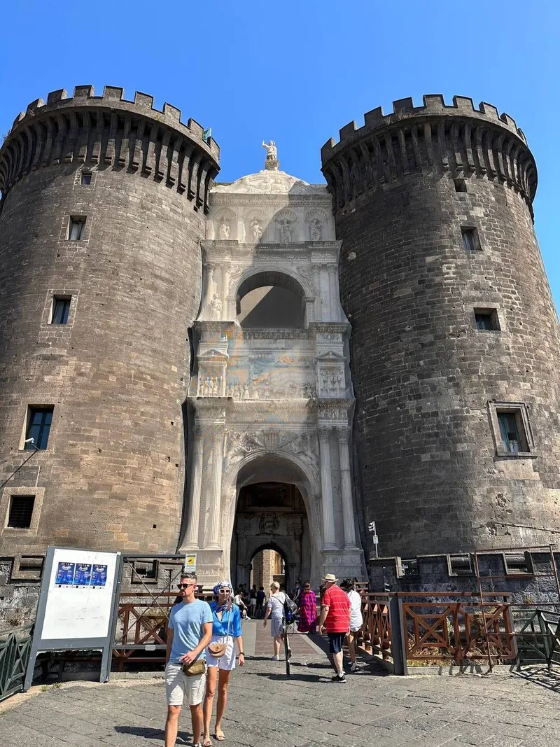 Naples Porto, photo 2 of 4