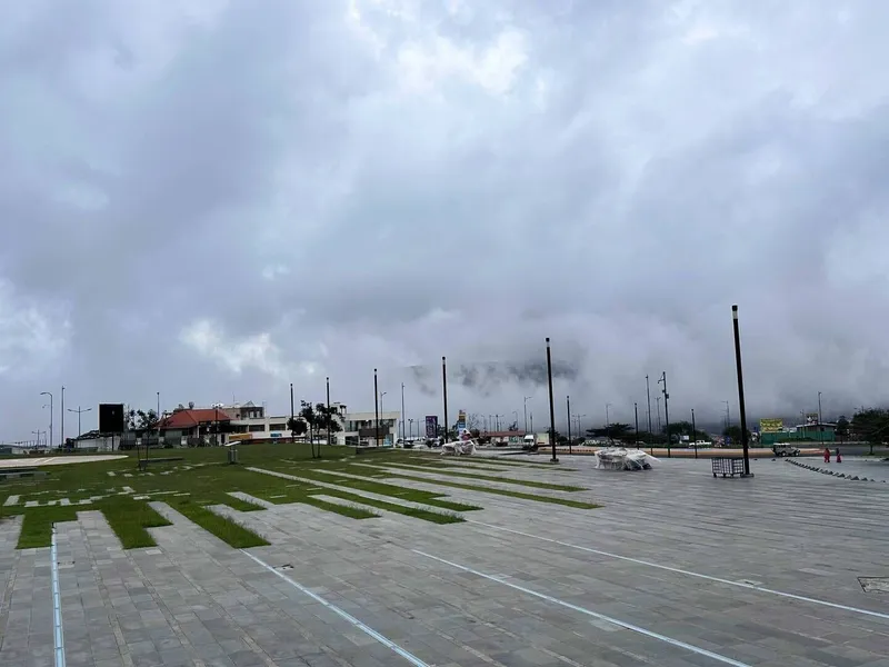 The clouds really roll in here in Quito, photo 1 of 2