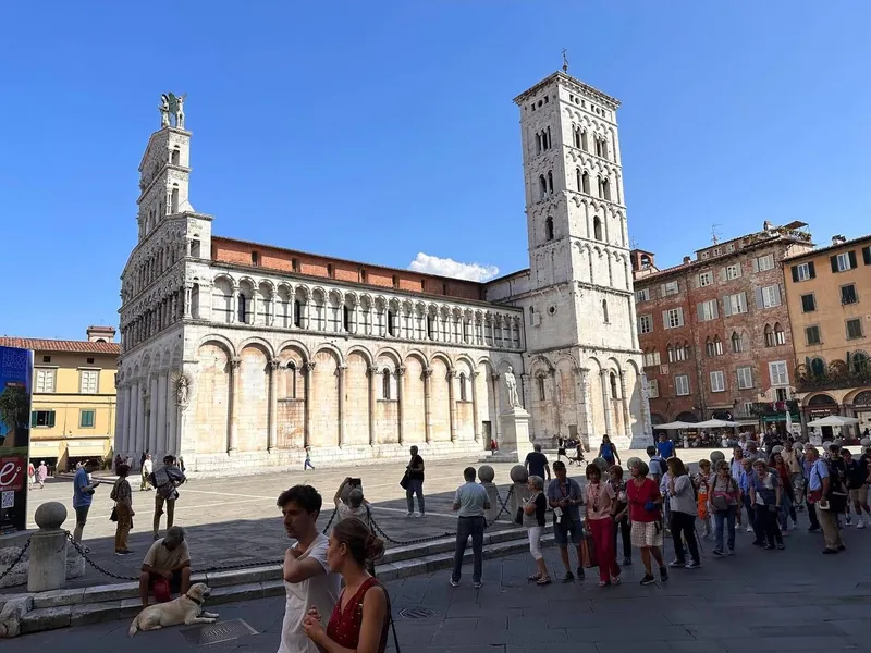 Lucca a fortified town that feels cozy, photo 3 of 4