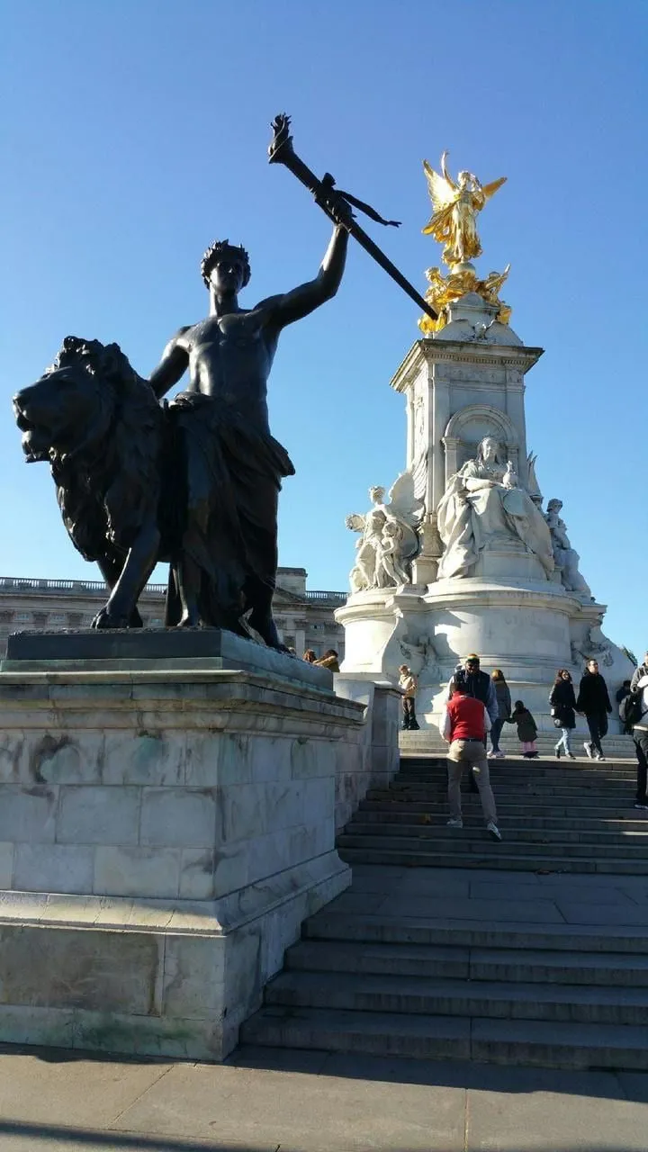 Buckingham Palace, photo 4 of 6