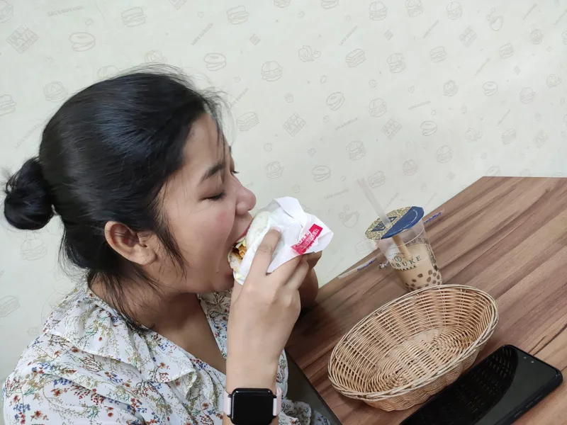 Last morning and Ericka finally gets her authentic Taiwanese milk tea!, photo 3 of 3