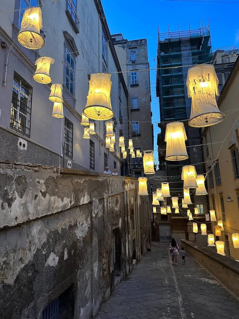 Naples, crazy but cool, photo 8 of 9