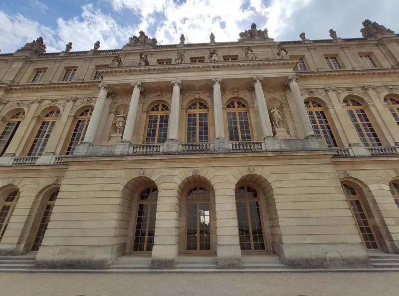 Versailles, photo 4 of 8