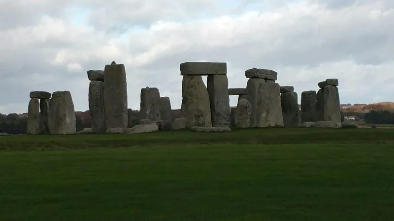 Stonehenge, photo 3 of 5