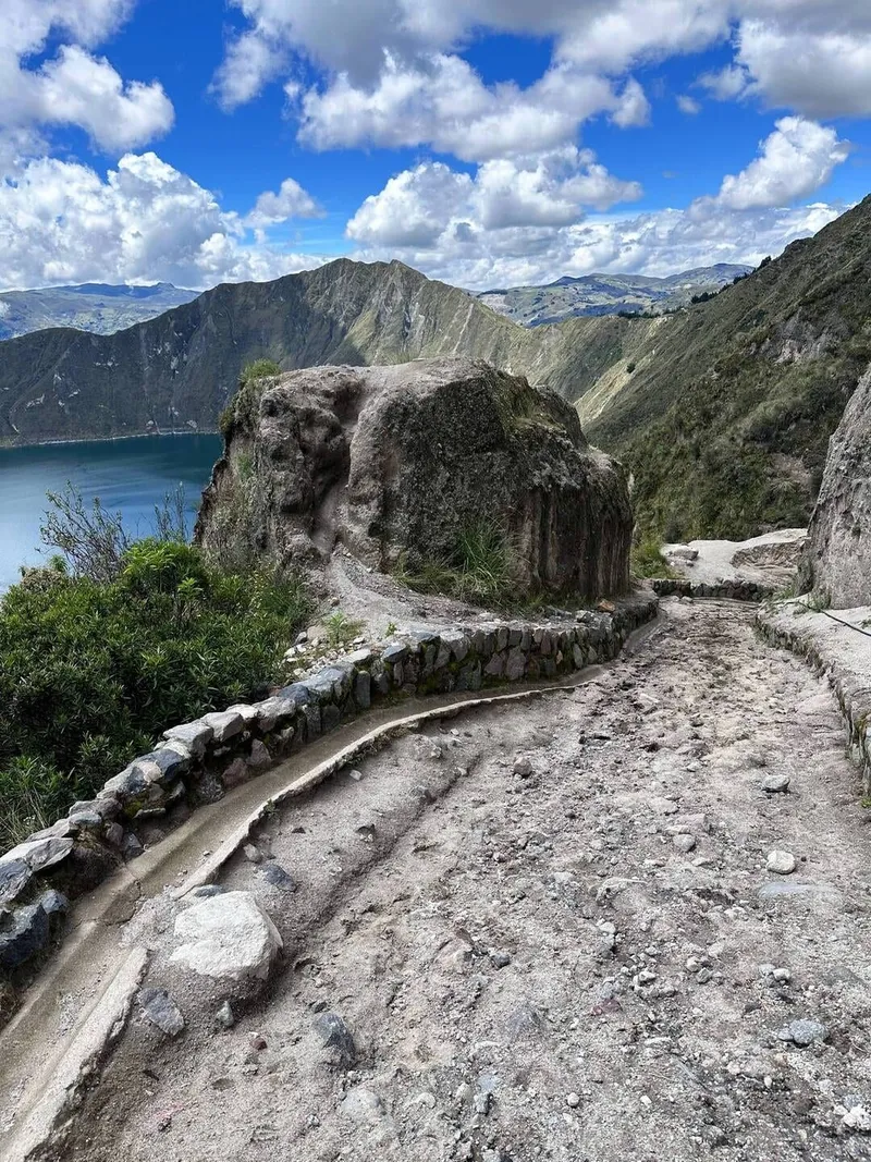 Quilotoa volcano climb, photo 6 of 9