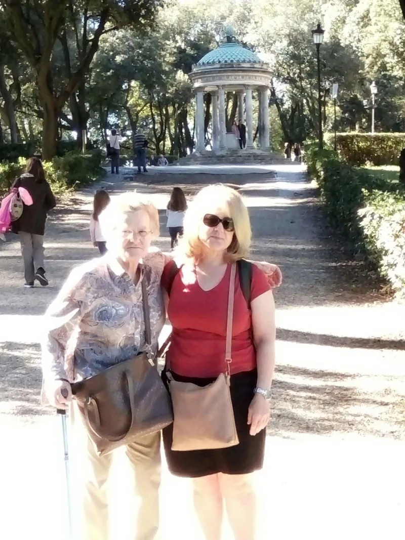 Walking around Villa Borghese, photo 3 of 3