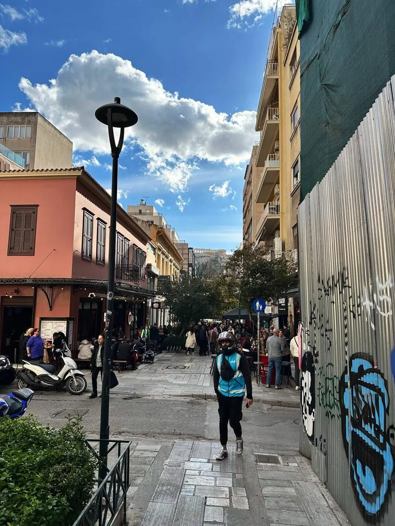 Athens is very different to Istanbul, photo 2 of 5