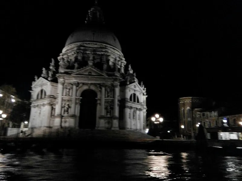 Canal Cruise, photo 1 of 3