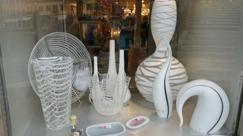 Murano, photo 4 of 6