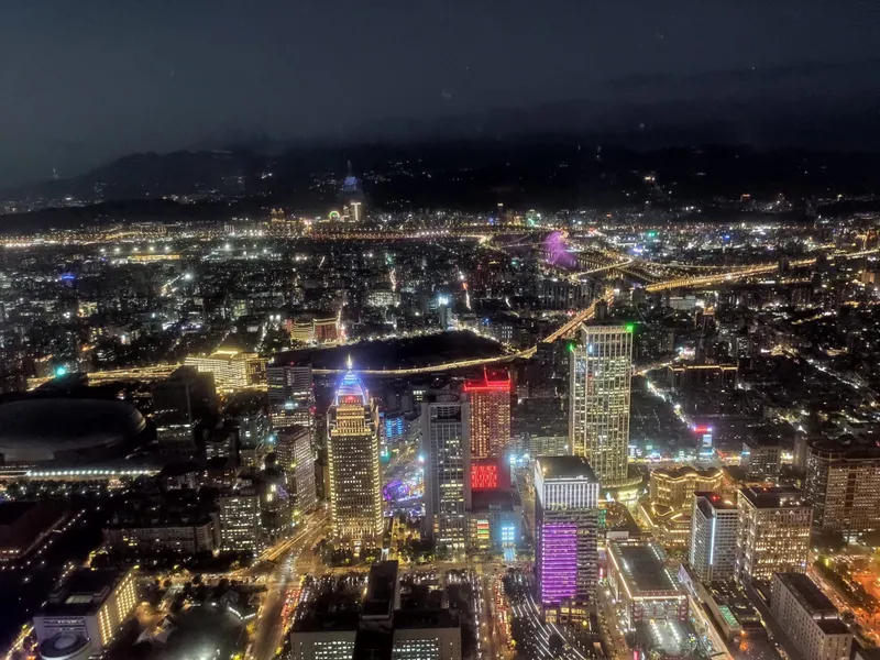 Night views of Taiwan, photo 3 of 4