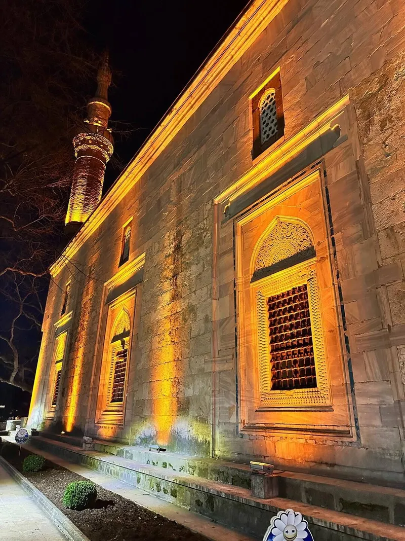 Green Mosque, nearly, photo 2 of 2