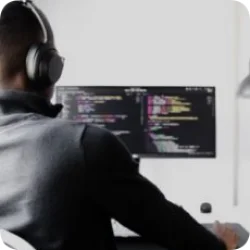 carrer-round-07-250x0-c-default