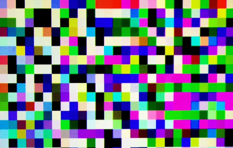  PIXEL 102