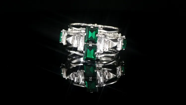 Royal Greens Unique Bracelet