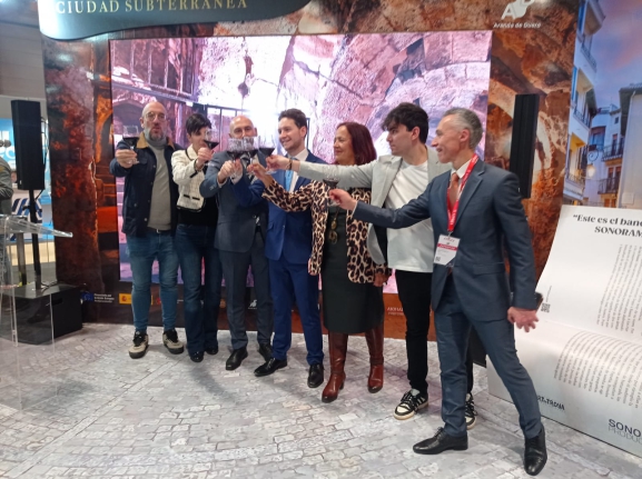 Aranda de Duero Burgos: Aranda de Duero apuesta por el turismo de experiencias y emociones en FITUR 2025