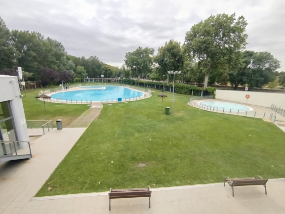 El Ayuntamiento de Burgos programa cerca de 700 plazas en cursos y campamentos para el verano