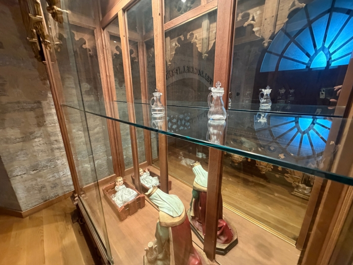 GALER&Iacute;A | Suciedad, basura y deterioro: as&iacute; ha quedado el Monasterio de Belorado tras el desahuc