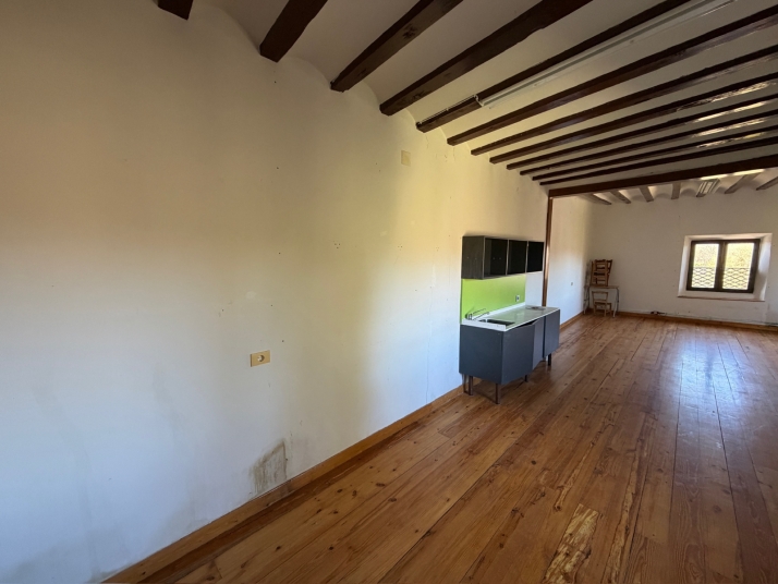 GALER&Iacute;A | Suciedad, basura y deterioro: as&iacute; ha quedado el Monasterio de Belorado tras el desahuc