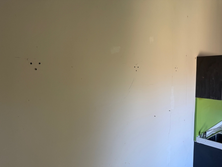 GALER&Iacute;A | Suciedad, basura y deterioro: as&iacute; ha quedado el Monasterio de Belorado tras el desahuc