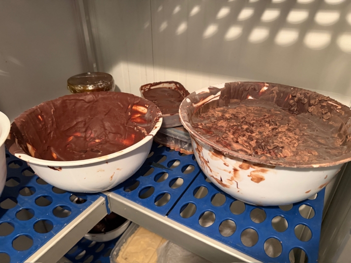 GALER&Iacute;A | Suciedad, basura y deterioro: as&iacute; ha quedado el Monasterio de Belorado tras el desahuc