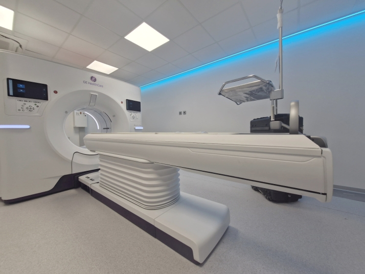 La radioterapia en Soria, más cerca tras la instalación del tomógrafo 