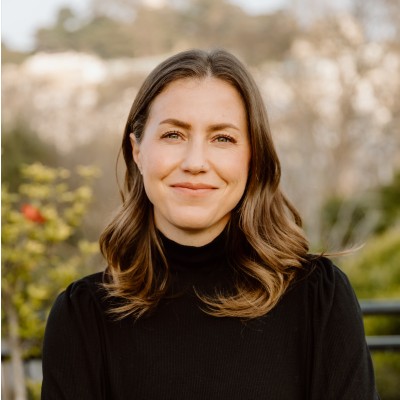 Kelly Larocca headshot