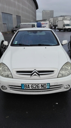 Voiture adaptée à louer : Citroen Xara