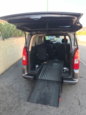 Coche adaptado en alquiler: Peugeot Partner