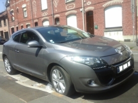Behindertengerechtes Fahrzeug zu vermieten: Renault Megane