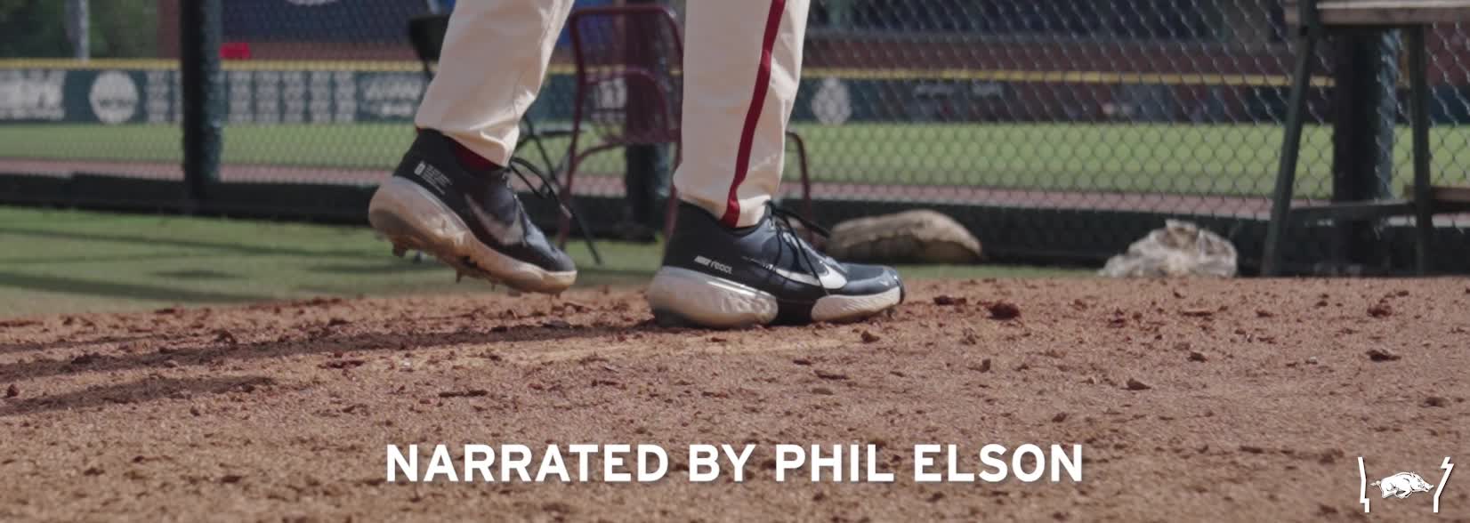 Arkansas Razorbacks on SR on Instagram: “CONGRATULATIONS to Kevin Kopps!!!  2021 Golden Spikes Award Winner!! WOO PIG SOOIE! #arkansas #razorbacks #wps  #woopigsooie…”