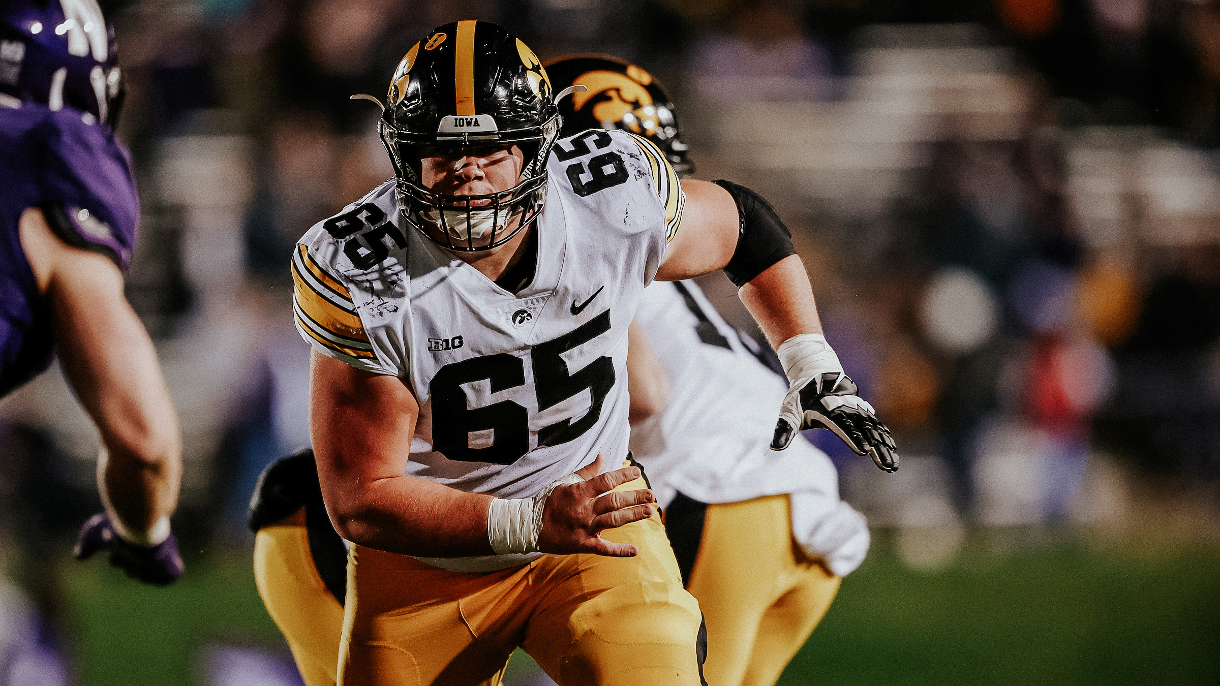 Iowa football's Tyler Linderbaum picked by Baltimore Ravens in NFL