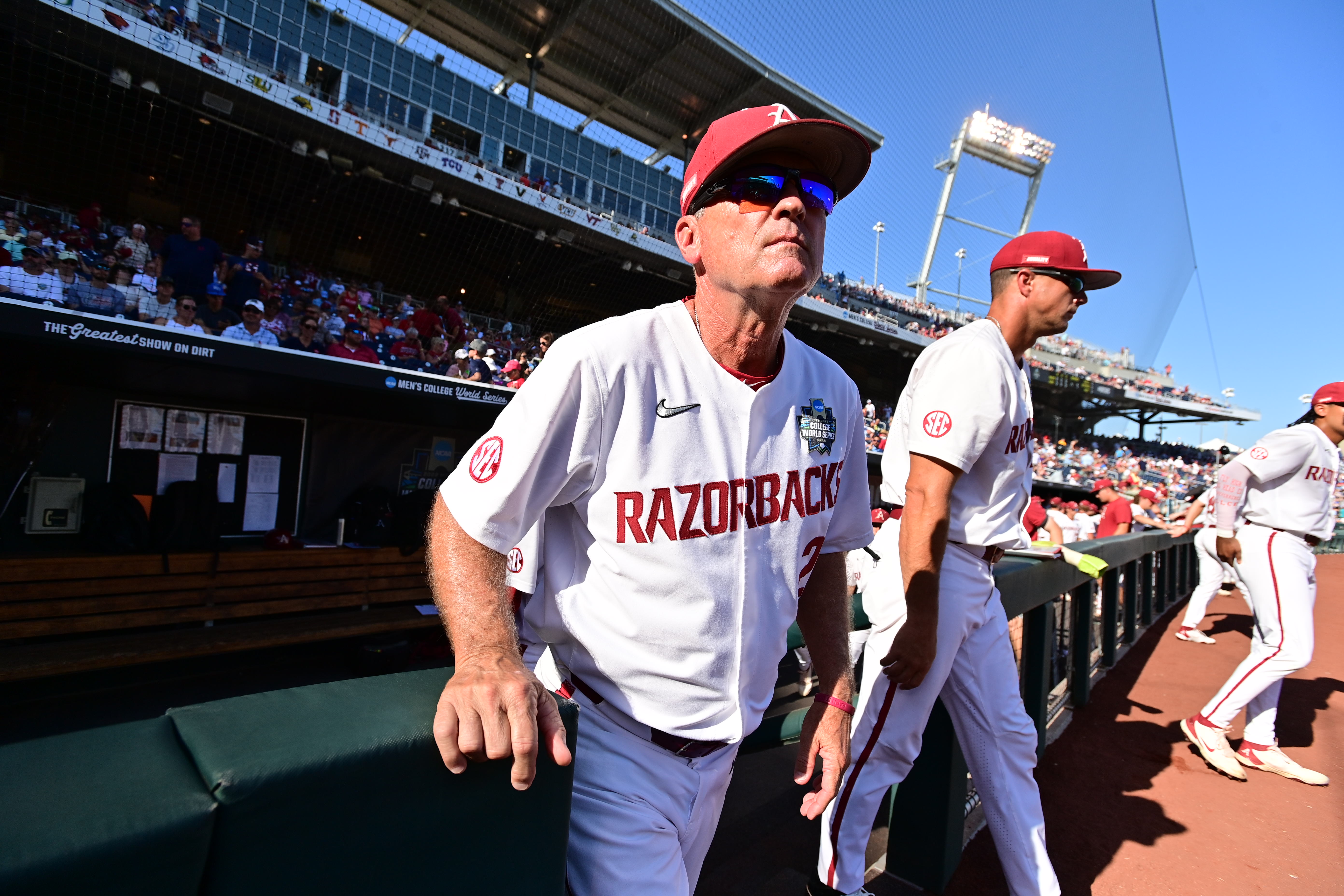 Live updates, scoreboard: Arkansas Razorbacks baseball, Auburn Tigers (June  21, 2022 - College World Series)