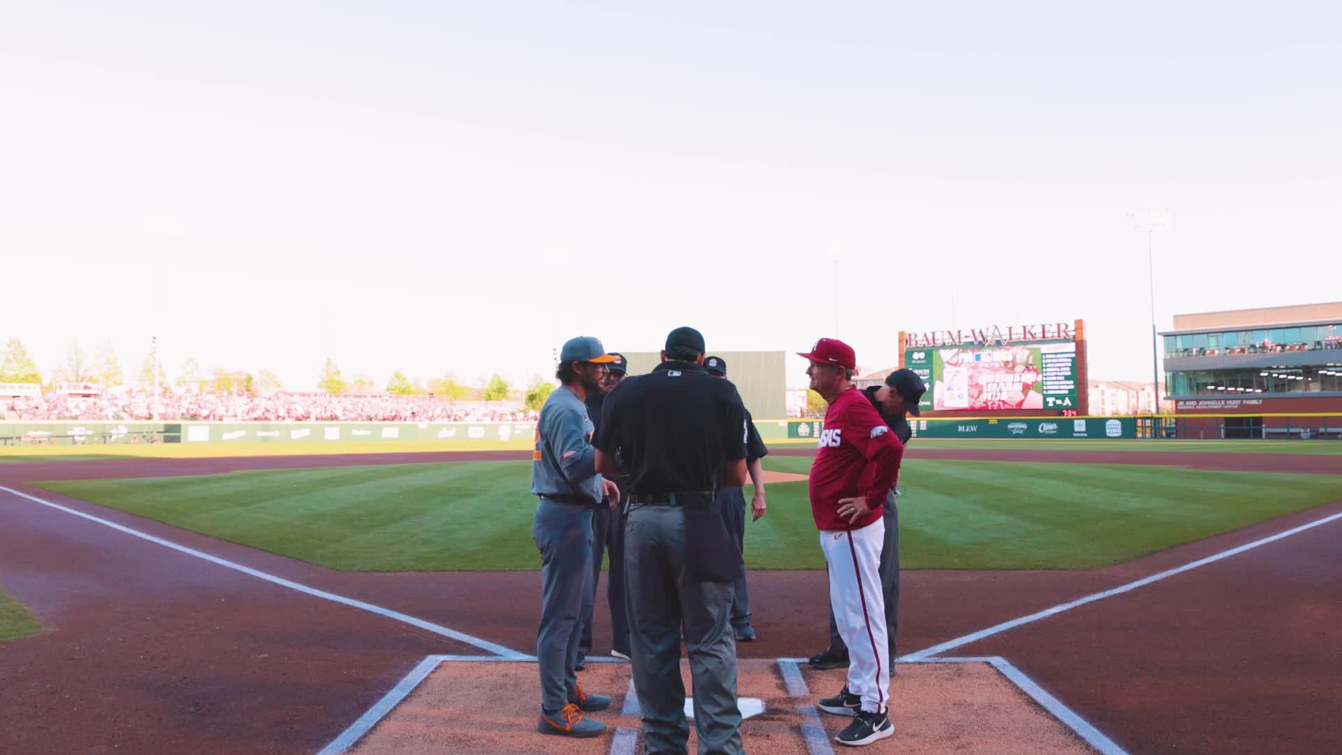 Georgia hosts No. 5 Arkansas without two of its key pitchers