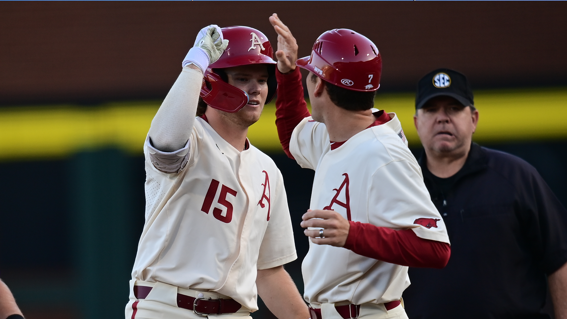 No. 16 Vol baseball swept by No. 5 Arkansas with 7-2 loss.