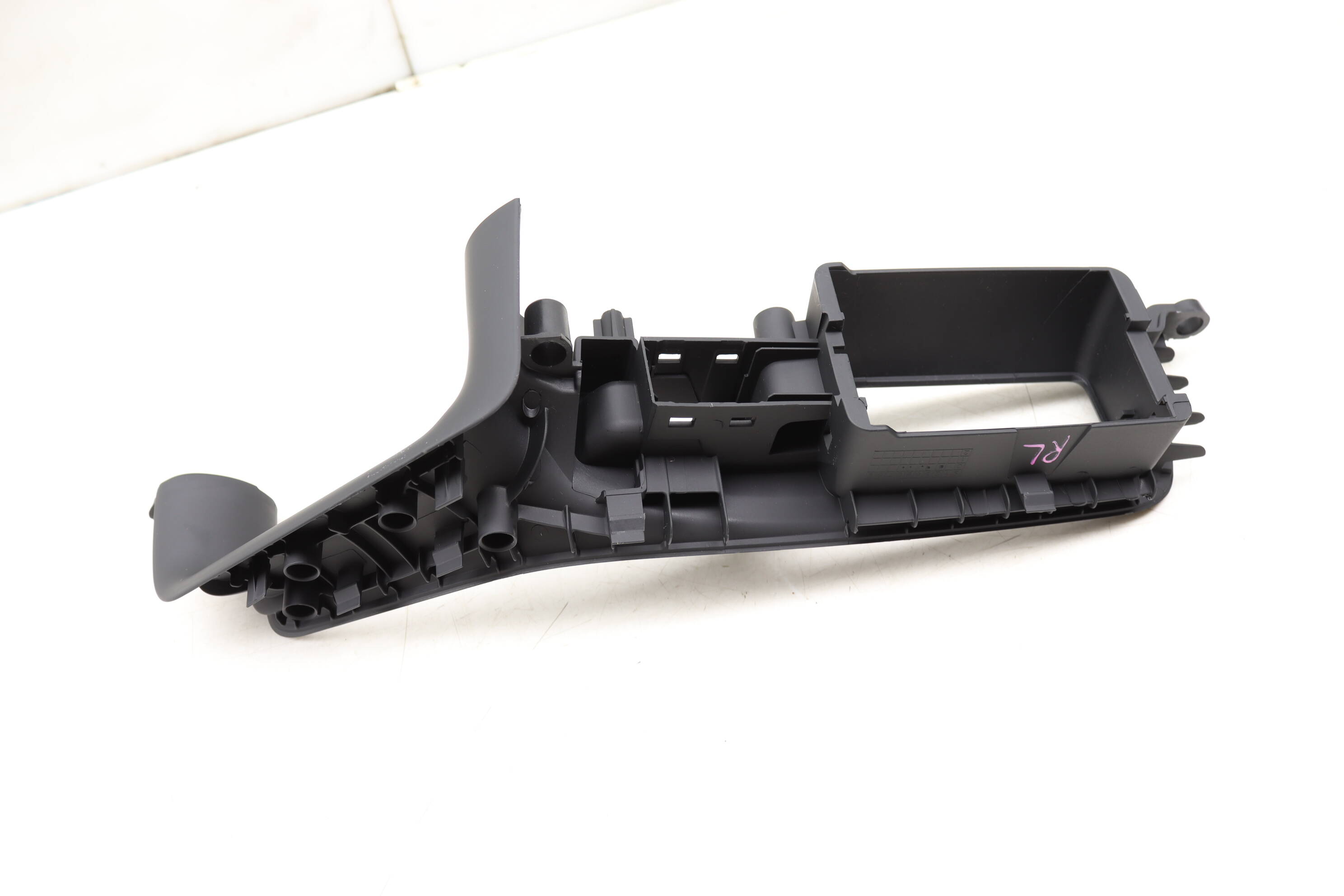 DOOR PANEL SWITCH TRIM / BEZEL