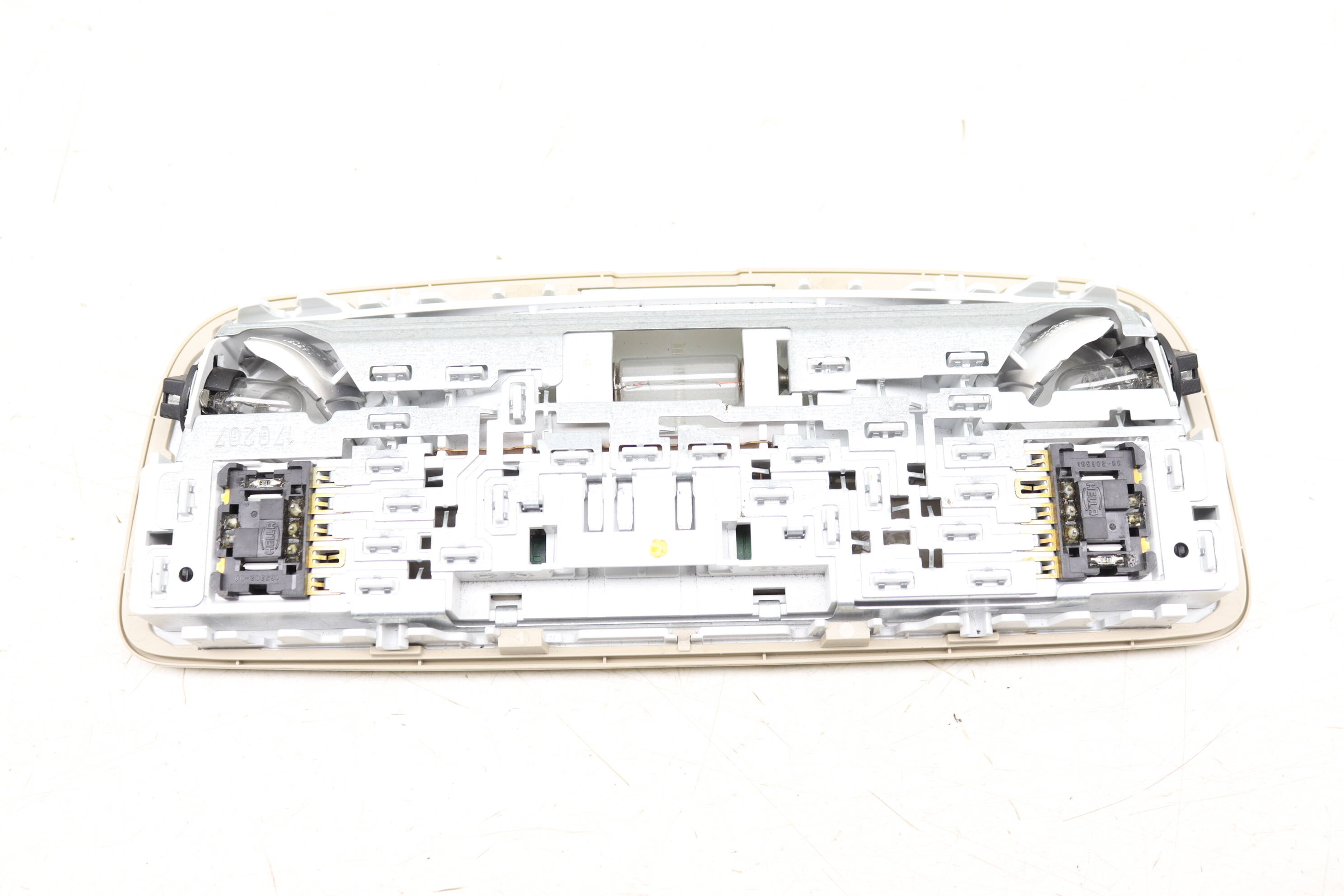 DOME / INTERIOR READING LIGHT