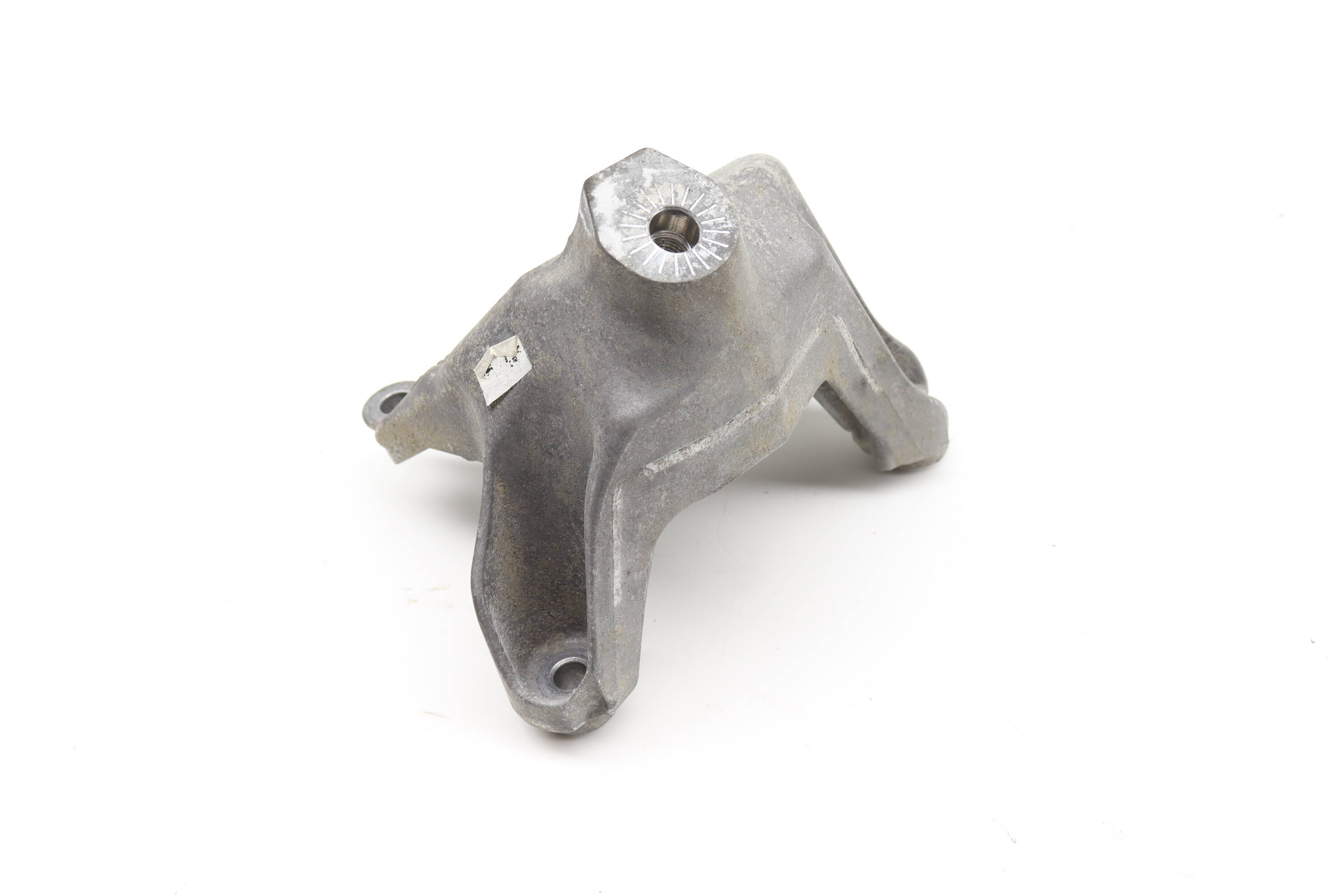 ENGINE / MOTOR MOUNT BRACKET