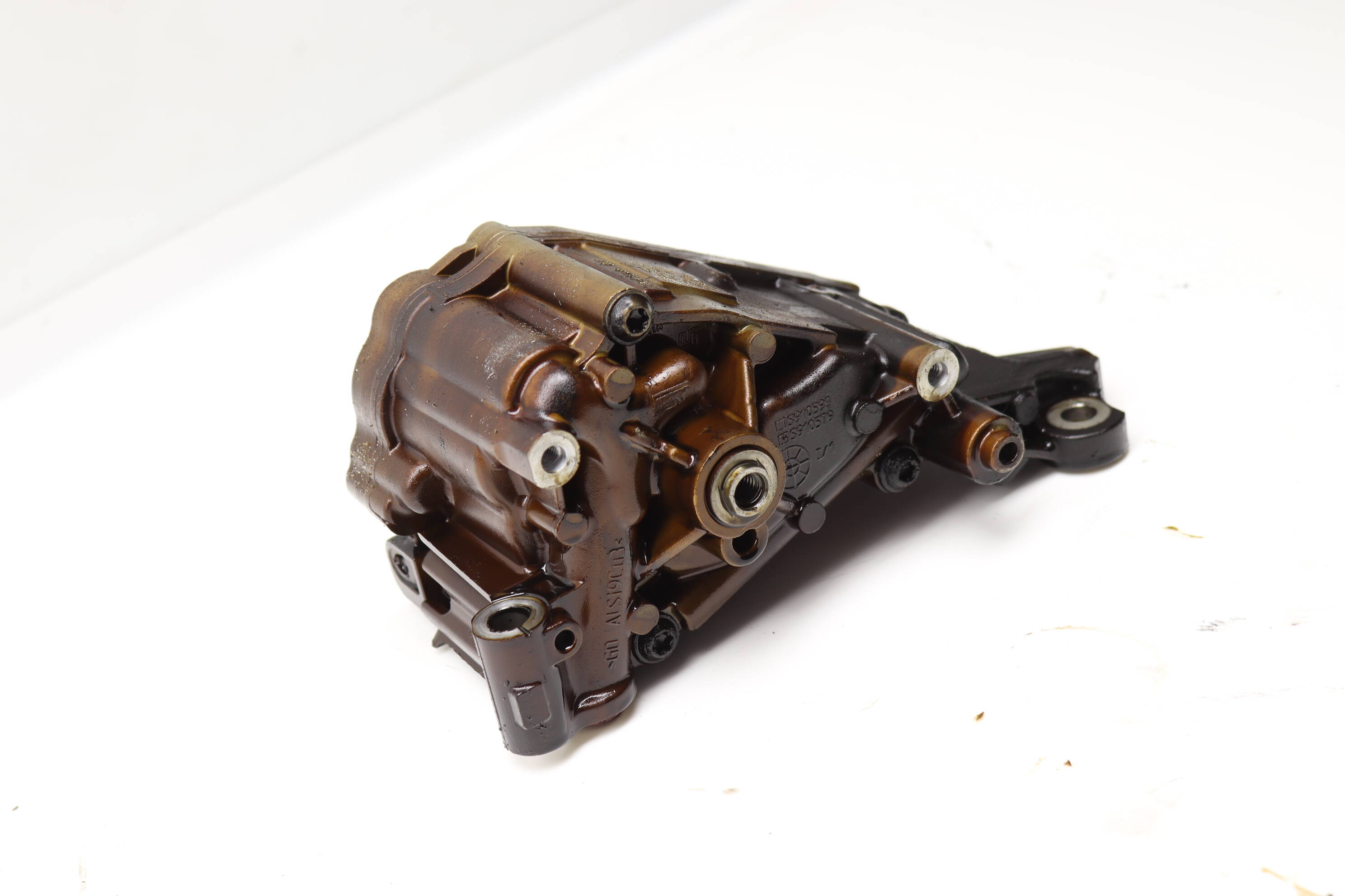 ENGINE OIL PUMP