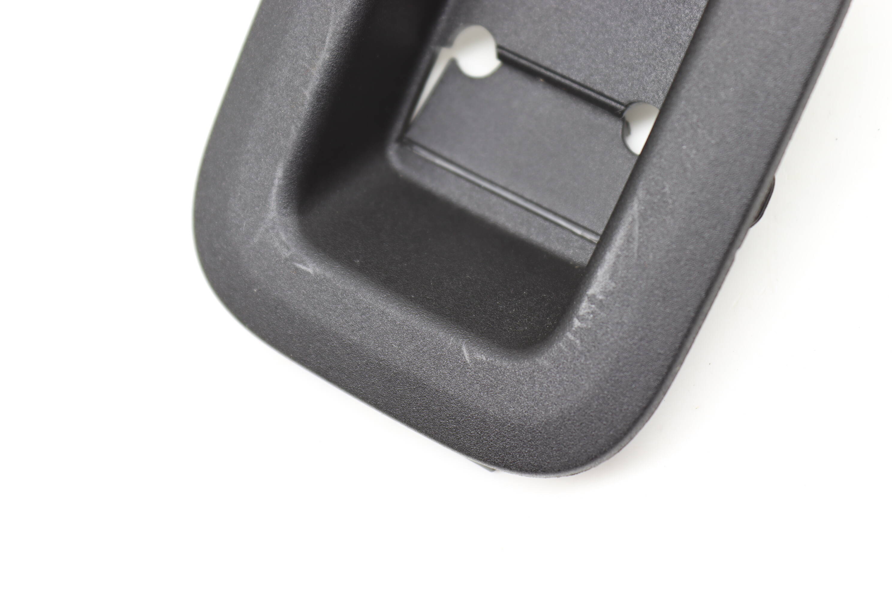 PARTITION PANEL TRIM / COVER