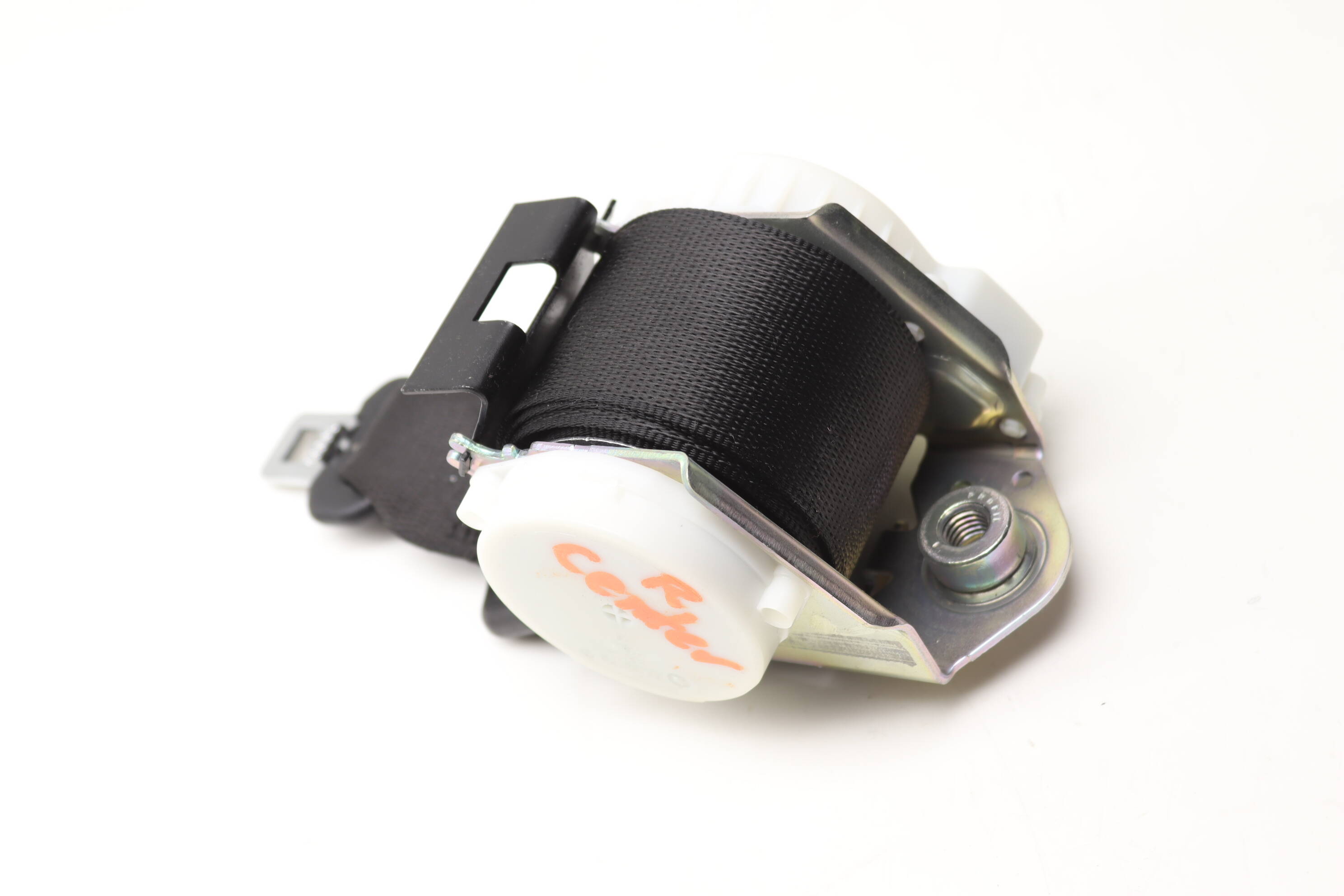 CENTER SEAT BELT RETRACTOR