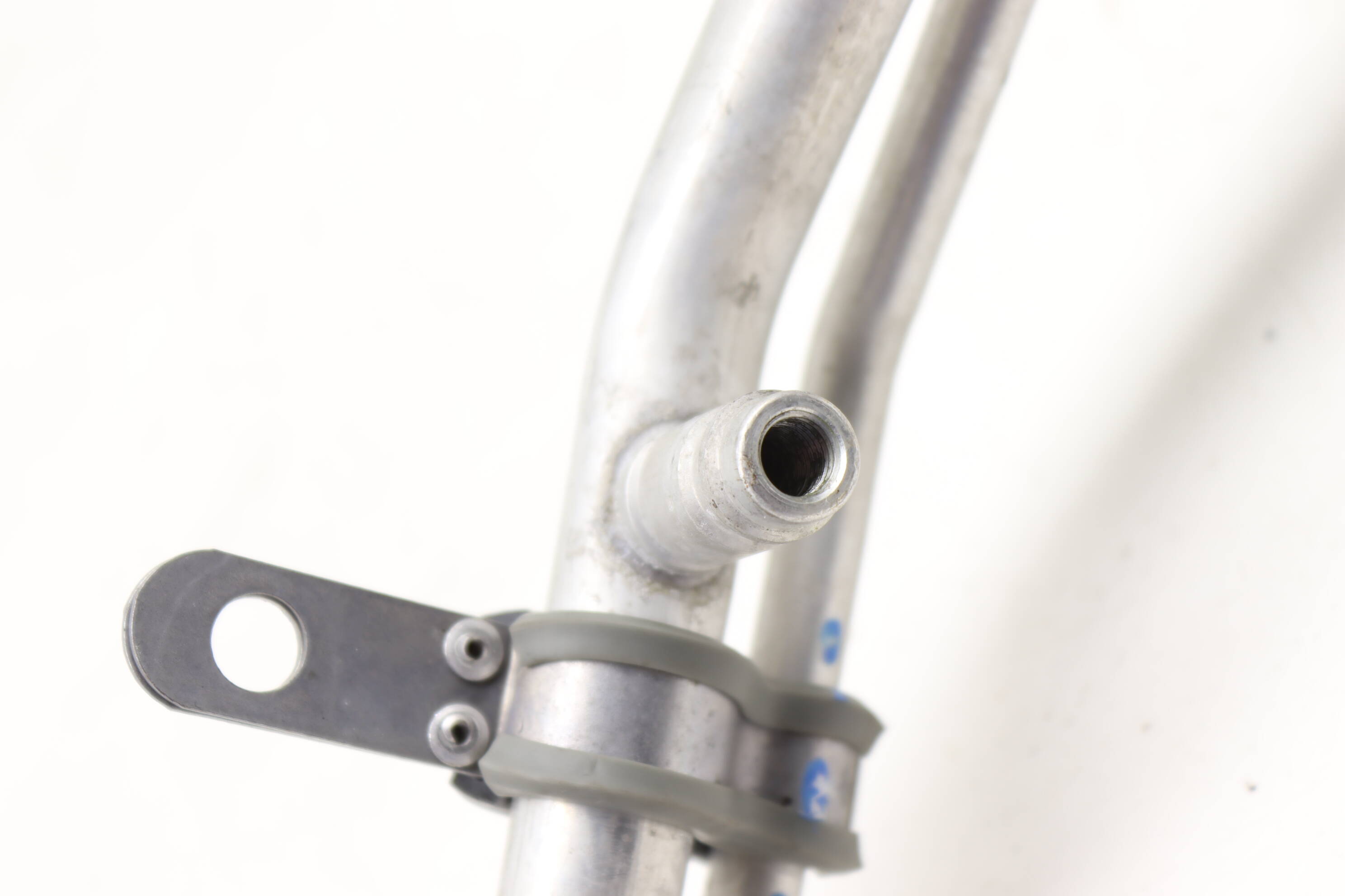 AC HOSE / LINE / PIPE