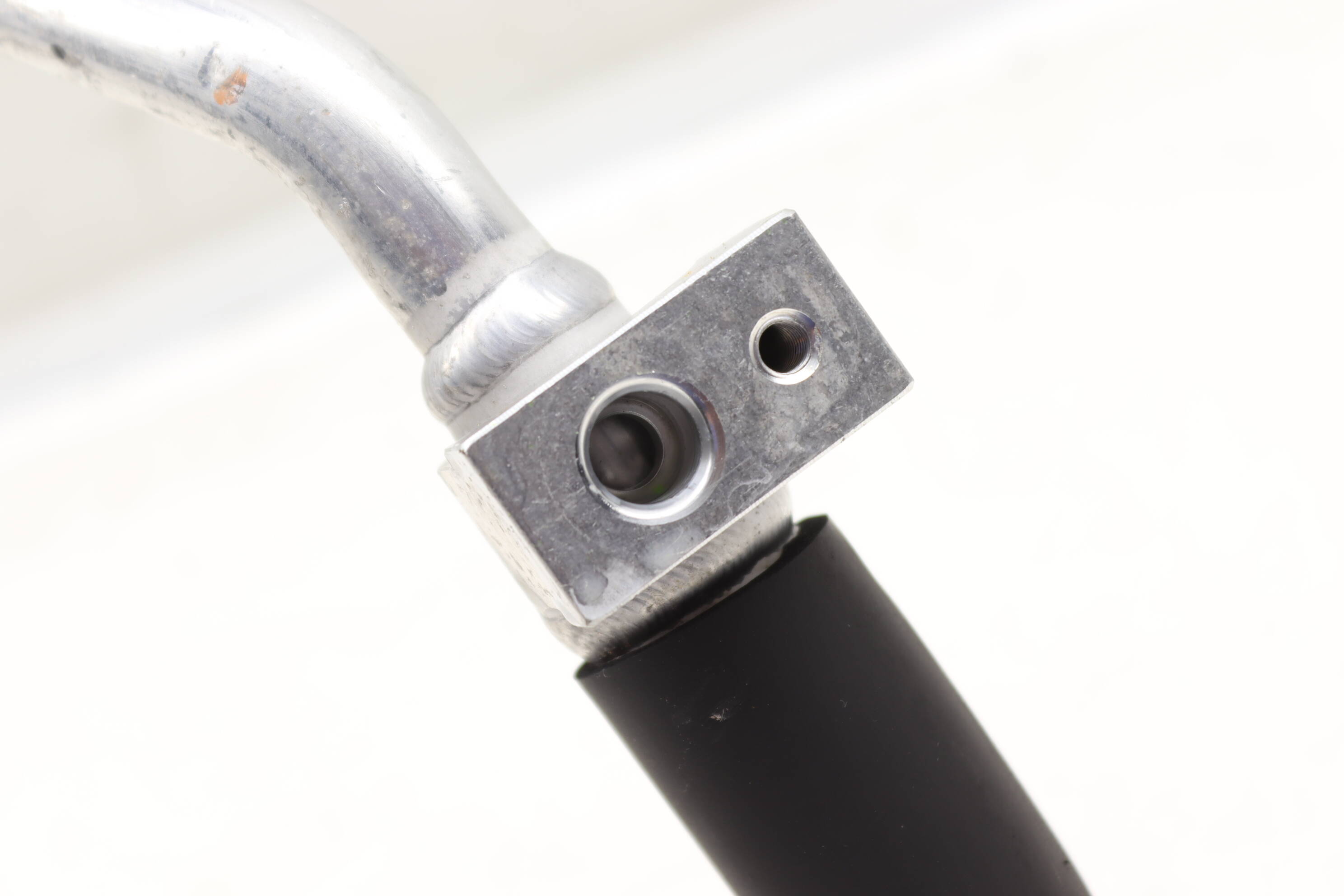 AC HOSE / LINE / PIPE